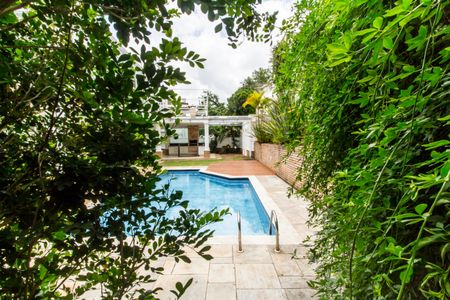 Apartamento para alugar com 560m², 3 quartos e 4 vagasQuintal