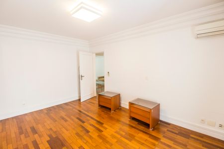 Apartamento para alugar com 560m², 3 quartos e 4 vagasSuíte 2