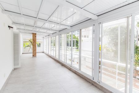 Apartamento para alugar com 560m², 3 quartos e 4 vagasVaranda