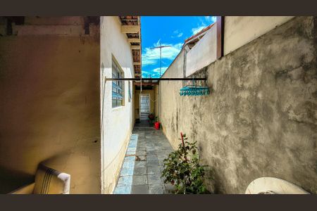 Casa à venda com 160m², 3 quartos e 2 vagasCorredor