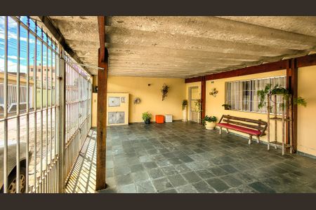 Casa à venda com 160m², 3 quartos e 2 vagasGaragem