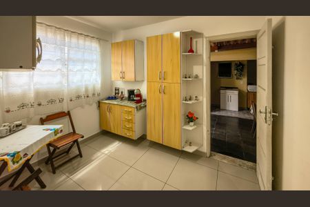 Casa à venda com 160m², 3 quartos e 2 vagasCopa