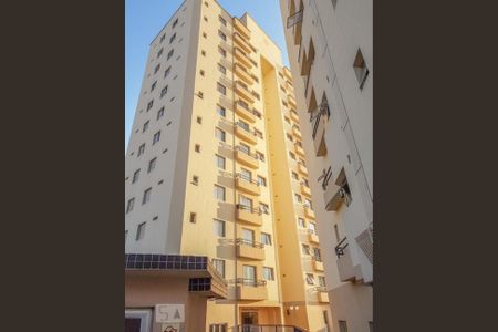 Apartamento à venda com 77m², 3 quartos e 2 vagasFachada