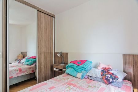 Apartamento à venda com 77m², 3 quartos e 2 vagasQuarto 2