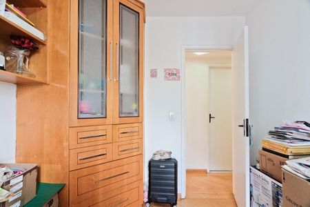Apartamento à venda com 77m², 3 quartos e 2 vagasQuarto 1