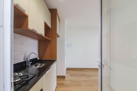 Apartamento para alugar com 47m², 2 quartos e 1 vaga Apartamento para alugar com 47m², 2 quartos e 1 vagaCozinha e Área de Serviço