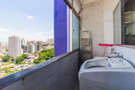 Apartamento à venda com 63m², 2 quartos e 1 vagaÁrea de Serviço