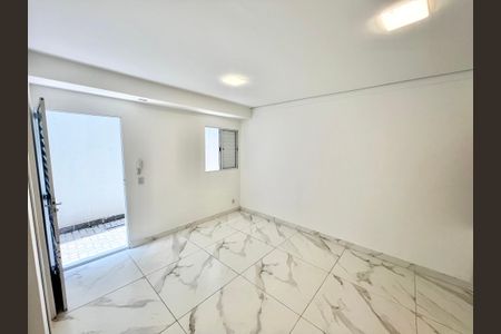 Sala/Cozinha de kitnet/studio à venda com 1 quarto, 23m² em Santana, São Paulo