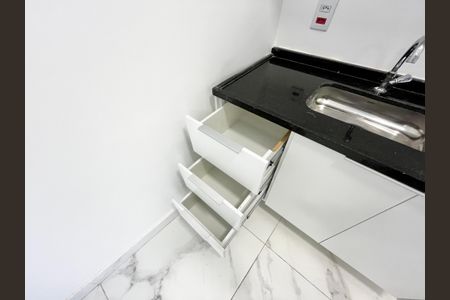 Sala/Cozinha de kitnet/studio à venda com 1 quarto, 23m² em Santana, São Paulo