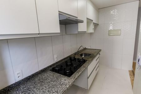 Apartamento à venda com 42m², 2 quartos e sem vaga Apartamento à venda com 42m², 2 quartos e sem vagaCozinha - Armários