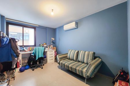 Apartamento à venda com 78m², 2 quartos e 1 vagaQuarto 