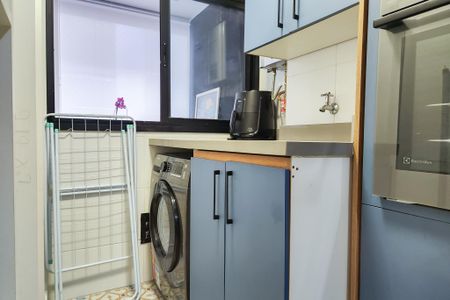 Apartamento à venda com 78m², 2 quartos e 1 vagaÁrea de Serviço 