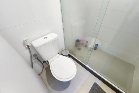 Apartamento à venda com 78m², 2 quartos e 1 vagaBanheiro Social 