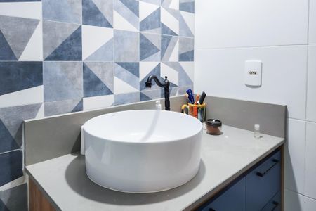 Apartamento à venda com 78m², 2 quartos e 1 vagaBanheiro da Suite 