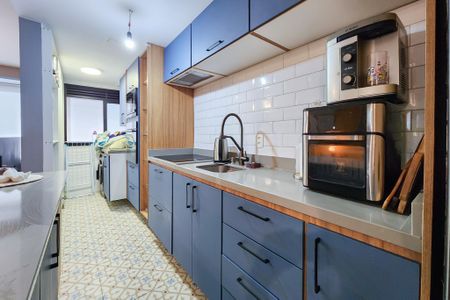 Apartamento à venda com 78m², 2 quartos e 1 vagaCozinha 