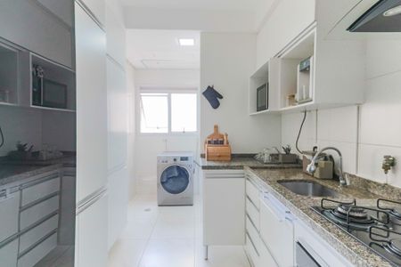 Apartamento para alugar com 91m², 2 quartos e 1 vaga Apartamento para alugar com 91m², 2 quartos e 1 vagaCozinha e Área de Serviço