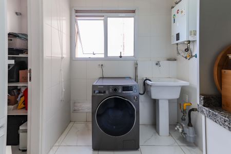 Apartamento para alugar com 91m², 2 quartos e 1 vaga Apartamento para alugar com 91m², 2 quartos e 1 vagaCozinha e Área de Serviço