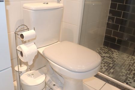 Apartamento à venda com 33m², 2 quartos e sem vagaBanheiro