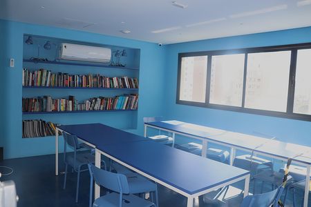 Apartamento à venda com 33m², 2 quartos e sem vagaÁrea comum
