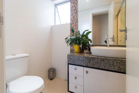 Banheiro Social de apartamento para alugar com 2 quartos, 63m² em Portão, Curitiba