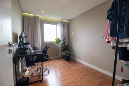 Quarto 1 de apartamento para alugar com 2 quartos, 63m² em Portão, Curitiba