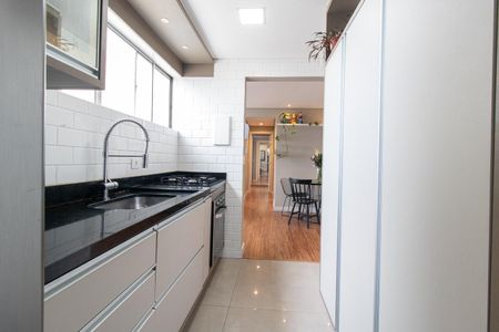 Apartamento para alugar com 63m², 2 quartos e 1 vaga Apartamento para alugar com 63m², 2 quartos e 1 vagaCozinha e Área de Serviço