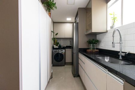 Apartamento para alugar com 63m², 2 quartos e 1 vaga Apartamento para alugar com 63m², 2 quartos e 1 vagaCozinha e Área de Serviço