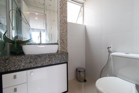 Apartamento para alugar com 63m², 2 quartos e 1 vaga Apartamento para alugar com 63m², 2 quartos e 1 vagaBanheiro da Suíte