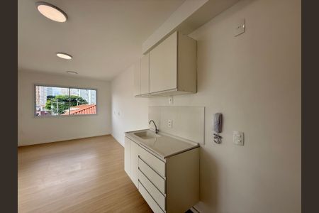 Studio à venda com 27m², 0 quarto e sem vaga Studio à venda com 27m², 0 quarto e sem vagaCozinha