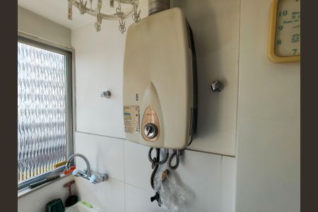 Apartamento à venda com 82m², 2 quartos e 1 vaga Apartamento à venda com 82m², 2 quartos e 1 vagaCozinha e Área de Serviço