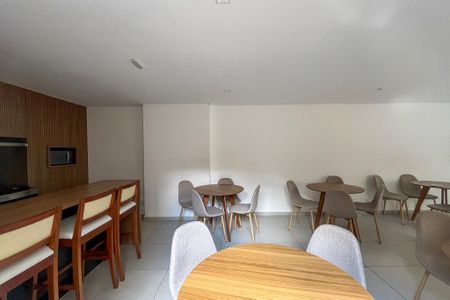 Apartamento para alugar com 39m², 2 quartos e sem vaga Apartamento para alugar com 39m², 2 quartos e sem vagaSalão de Festas
