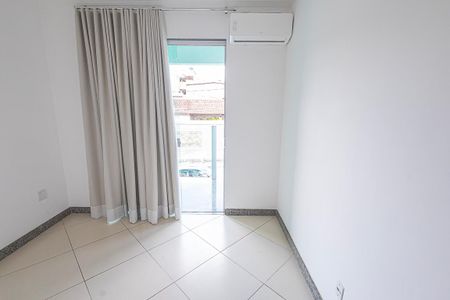 Casa à venda com 90m², 2 quartos e 2 vagasquarto 2 / varanda
