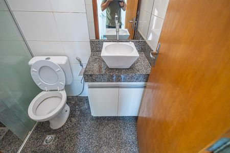 Casa à venda com 90m², 2 quartos e 2 vagasbanheiro