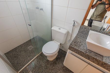 Casa à venda com 90m², 2 quartos e 2 vagassuite
