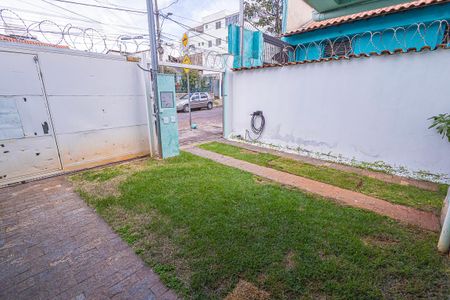 Casa à venda com 90m², 2 quartos e 2 vagasquintal / garagem