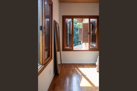 Casa para alugar com 376m², 4 quartos e 5 vagas