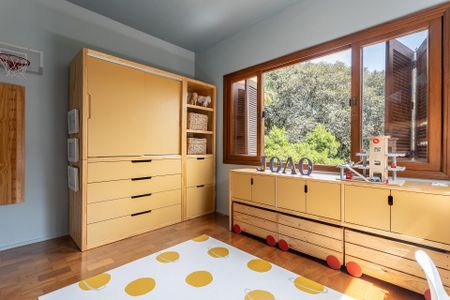 Casa para alugar com 376m², 4 quartos e 5 vagas