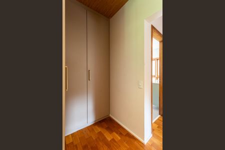 Casa para alugar com 376m², 4 quartos e 5 vagas