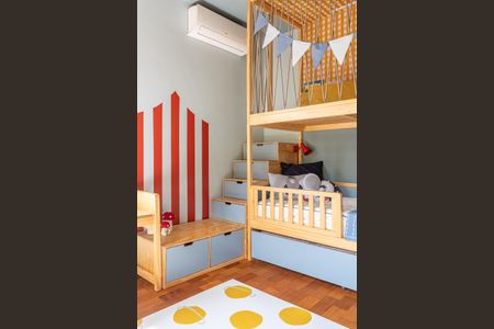 Casa para alugar com 376m², 4 quartos e 5 vagas