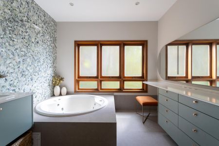 Casa para alugar com 376m², 4 quartos e 5 vagas