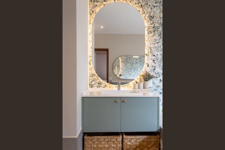 Casa para alugar com 376m², 4 quartos e 5 vagas