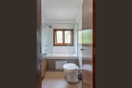 Casa para alugar com 376m², 4 quartos e 5 vagas