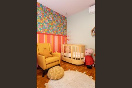 Casa para alugar com 376m², 4 quartos e 5 vagas