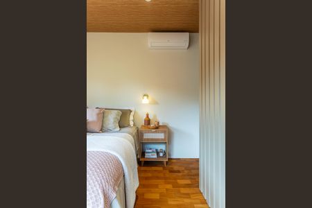 Casa para alugar com 376m², 4 quartos e 5 vagas