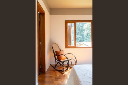 Casa para alugar com 376m², 4 quartos e 5 vagas