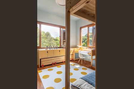 Casa para alugar com 376m², 4 quartos e 5 vagas