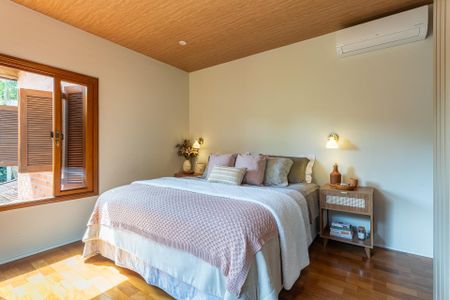 Casa para alugar com 376m², 4 quartos e 5 vagas