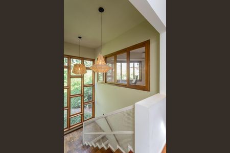 Casa para alugar com 376m², 4 quartos e 5 vagas