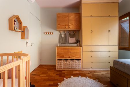 Casa para alugar com 376m², 4 quartos e 5 vagas