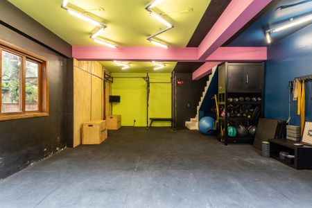 Casa para alugar com 376m², 4 quartos e 5 vagas